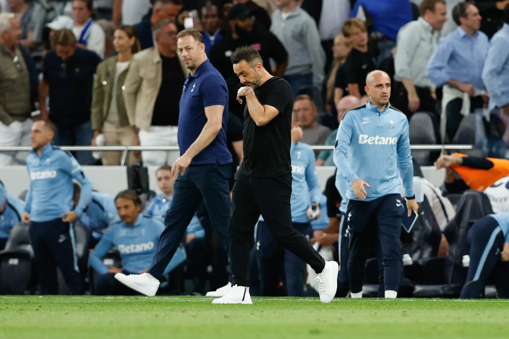 Tottenham com pior início dos últimos 52 anos